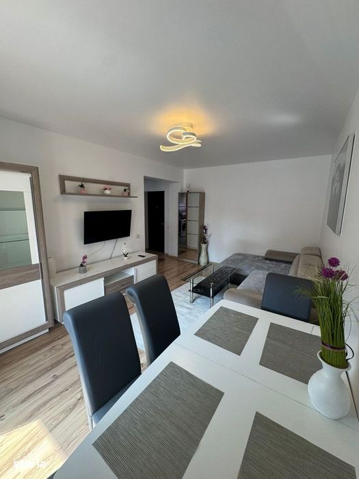 Apartament 2 camere | Decomandat | Centrală proprie | Parcare gratuită