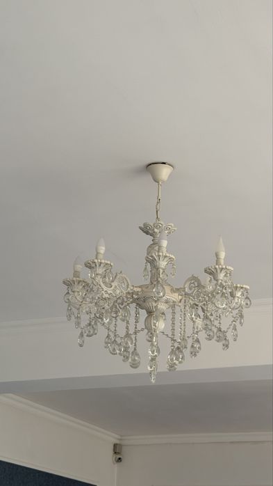 Продам люсты 8 рожковые