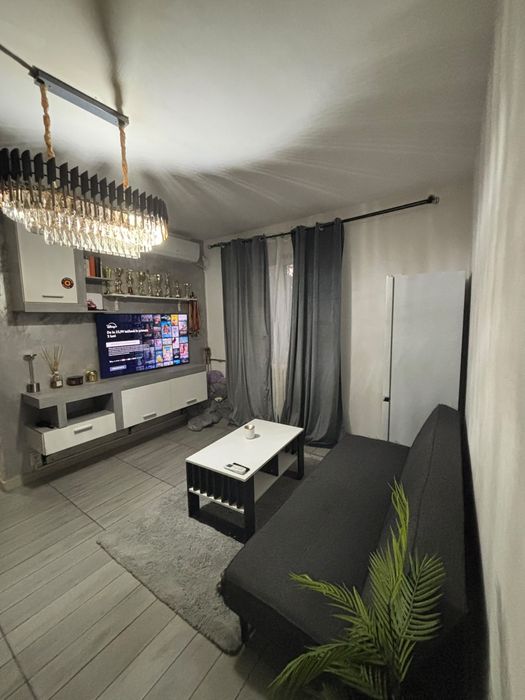 vand apartament 2 camere
