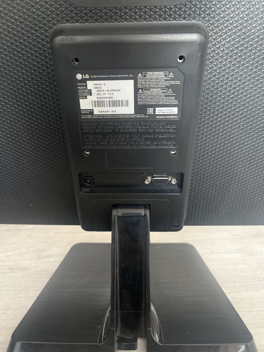 Монитор LG 19M37A 18,5 диоганал