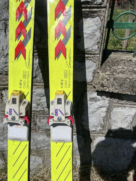 Schiuri de schi Völkl Renntiger Retro 185 cm