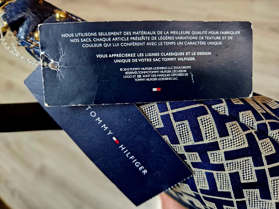 Дамска чанта Tommy Hilfiger