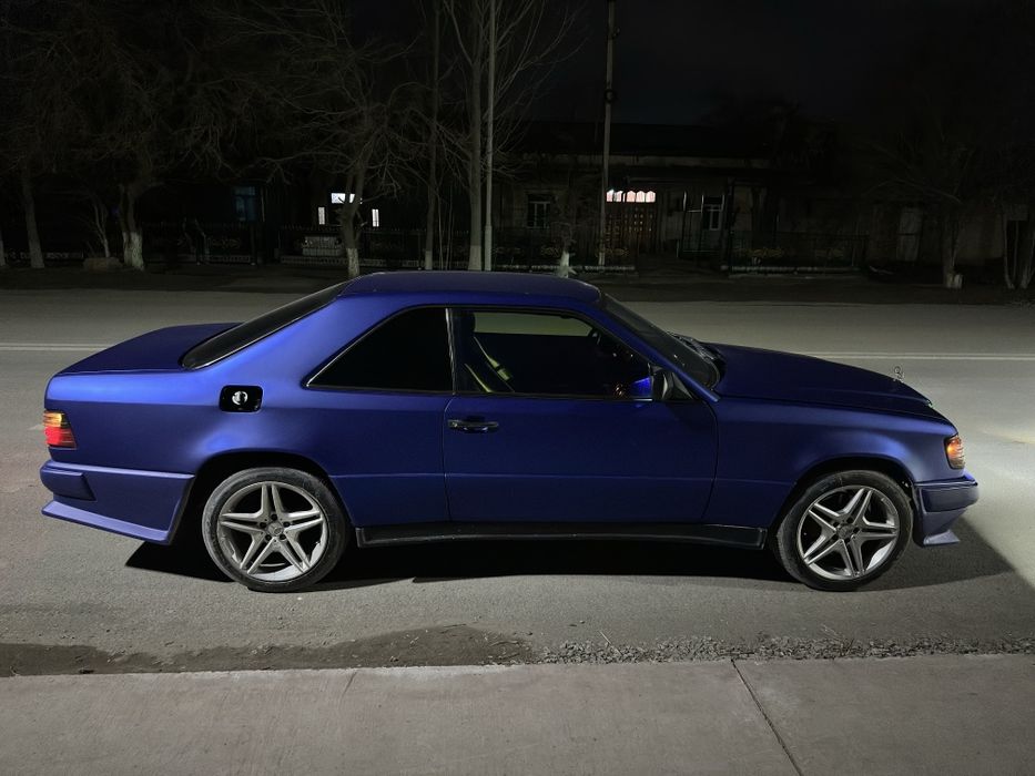 Mercedes-Benz W124 Coupe