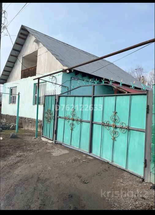Уй Сатылады жаксы жагдайда