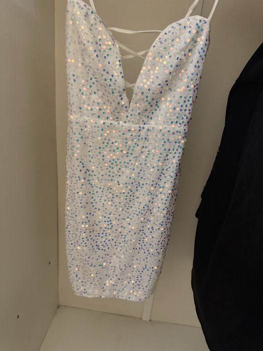 Рокля блестяща/подходяща за моминско парти