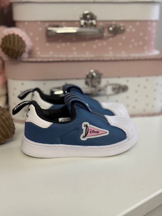 Детски маратонки adidas Disney