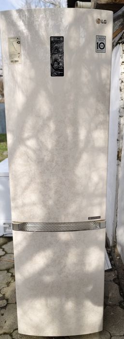 холодильник бу продам