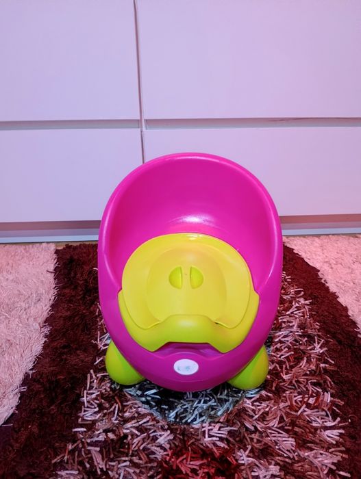 Olița bebe este detașabilă!
