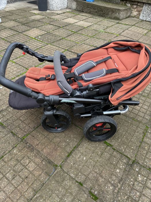 Бебешката количка Jane Epic 2in1