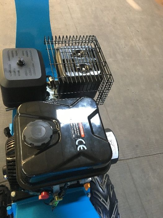 Продаем Бензиновый измельчитель веток, Модель IESUZ CS-420CC.