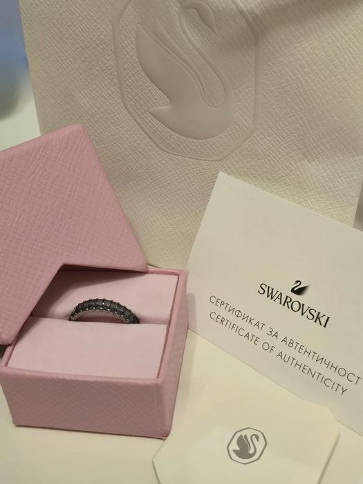 Пръстен на Swarovski