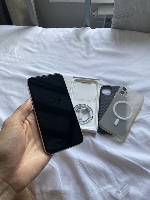 IPhone 11 128 gb 85% Батарея