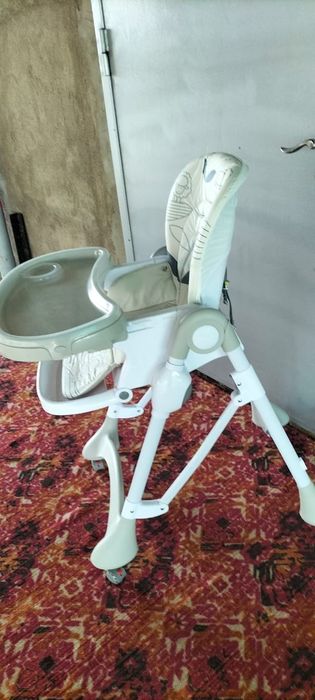 Столик для кормления