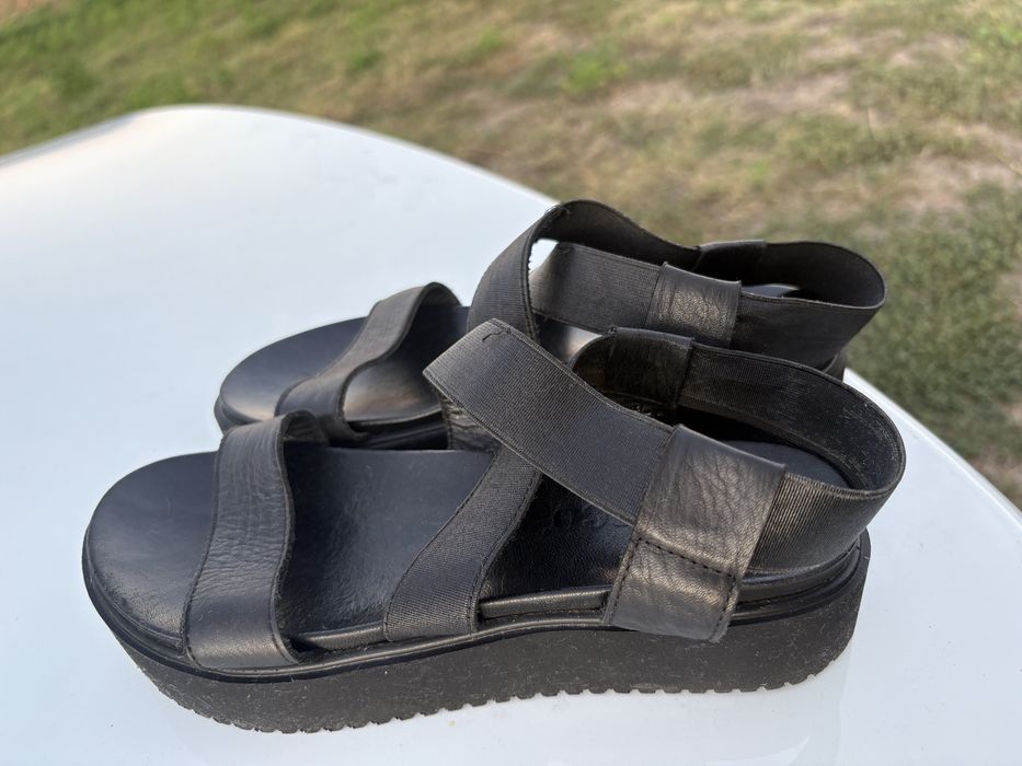 vand sandale noi din piele nr 36