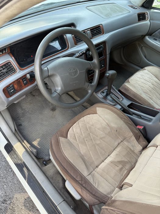 Toyota camry 1997 года
