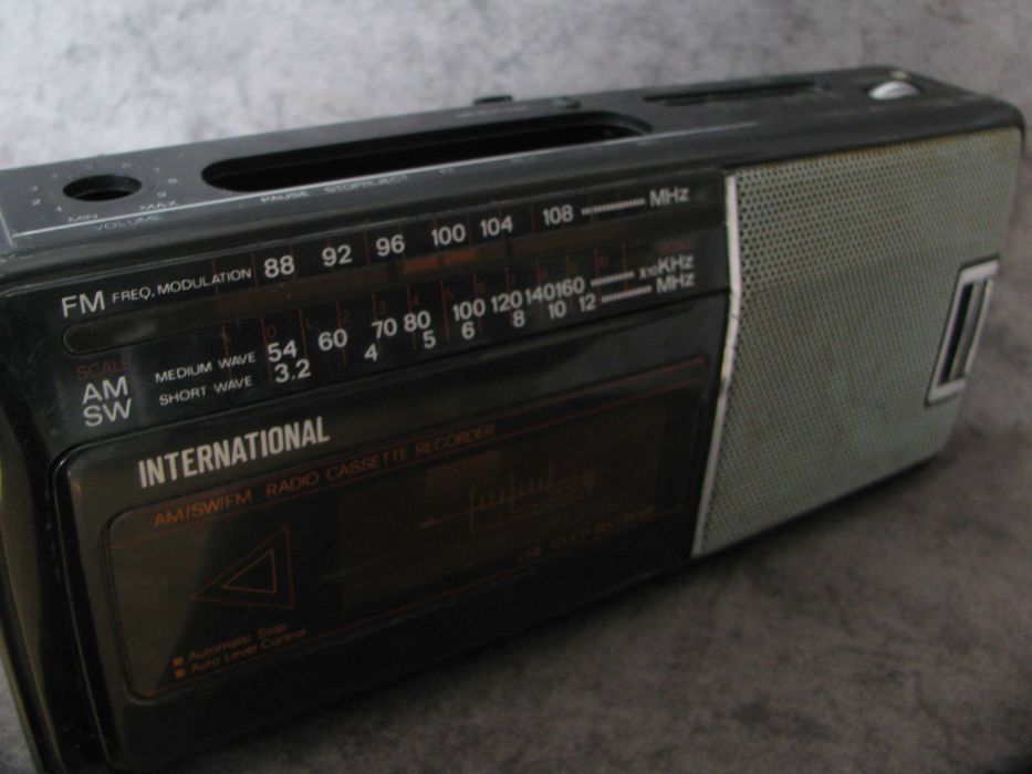 Кутия  ,  за  Радиокасетофон   ,  Отлична