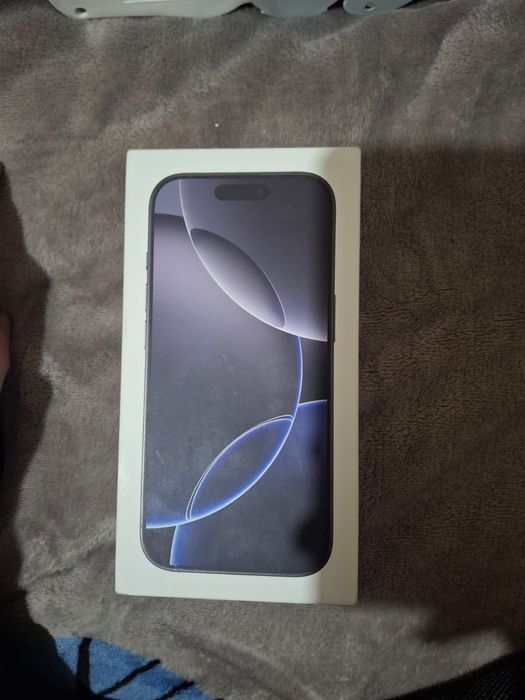 продам айфон 16 про