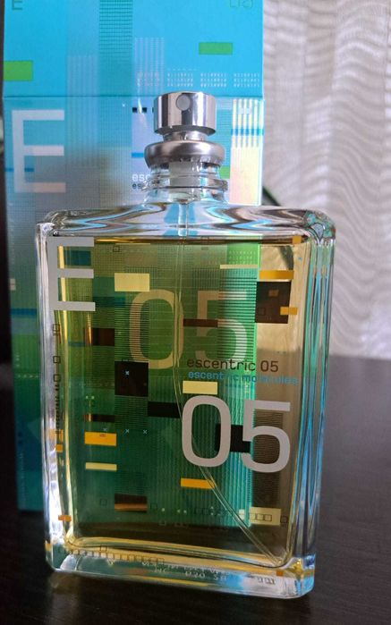 Парфюмерия Molecule Escentric 05