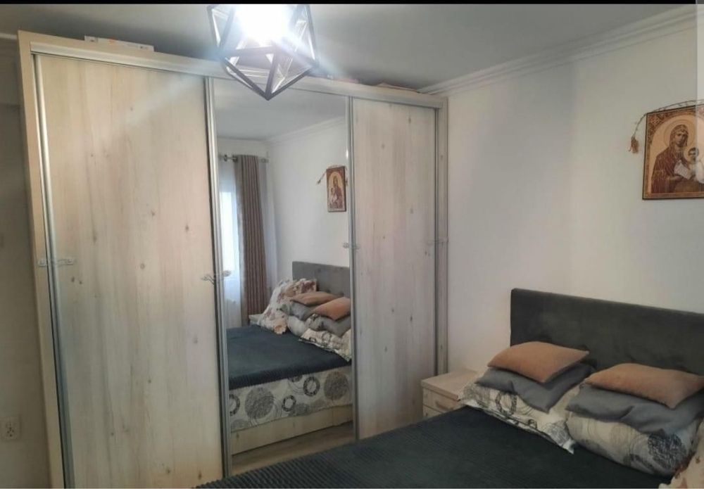 Proprietar, inchiriez garaoniera de lux, decomandata, zona Inel 2.