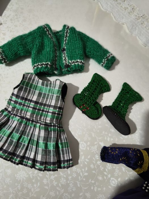 Продам одежду для куклы Паола Рейна