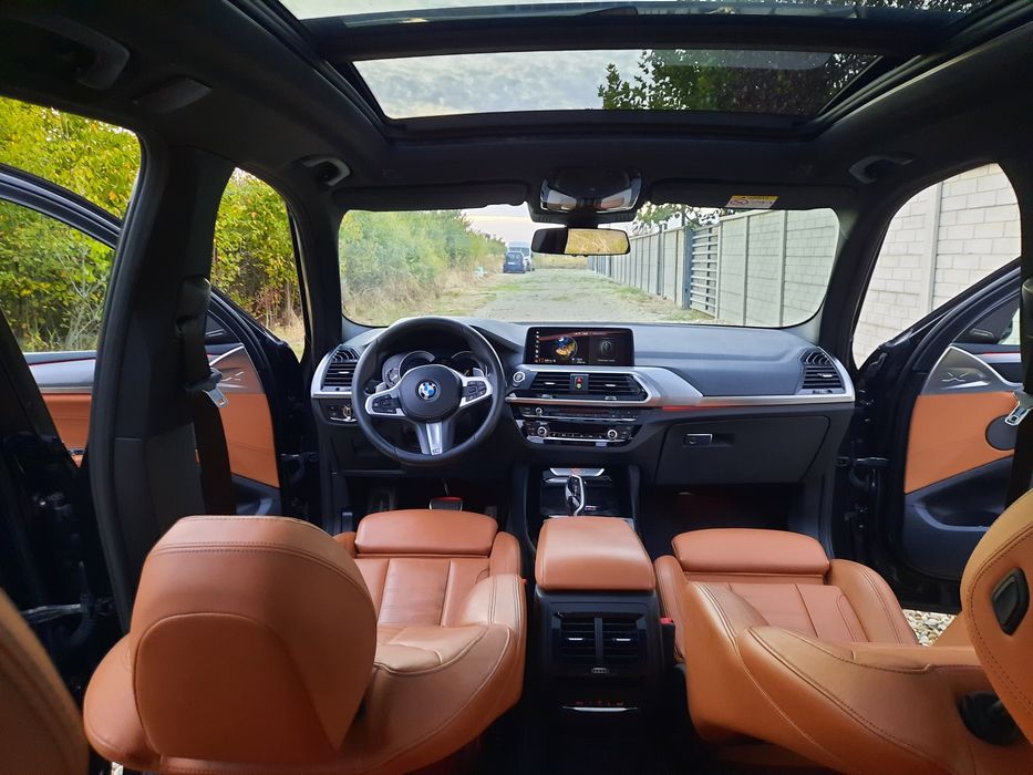 BMW X3 M-PACHET  xDrive 2.0d /Panoramic/Head-up/Harman Kardon