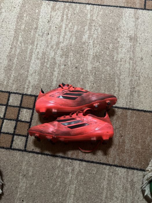 Бутонки F50 red pro