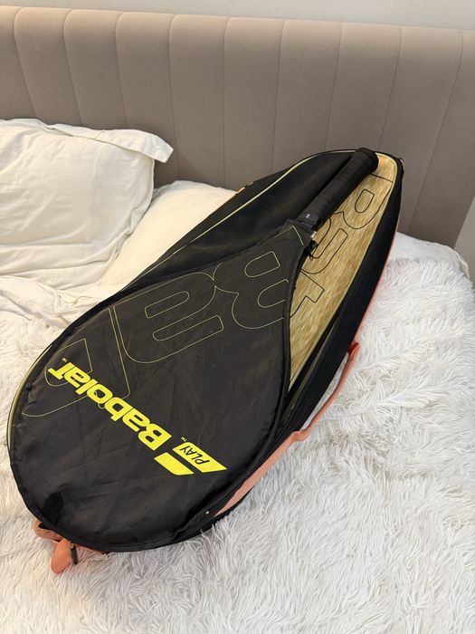 Продам теннисную сумку Babolat