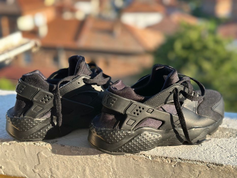 Унисекс оригинални маратонки Nike 35 номер