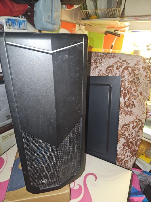 Aerocool компьютерный корпус