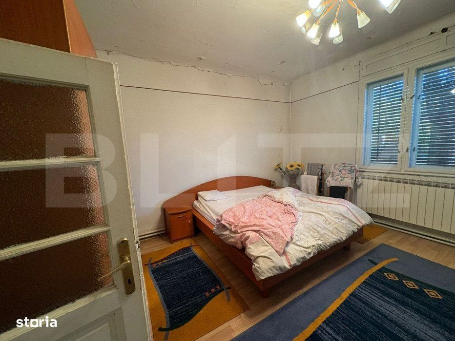 Teren 3450mp de vanzare cu o casa 3 camere, Grigorescu
