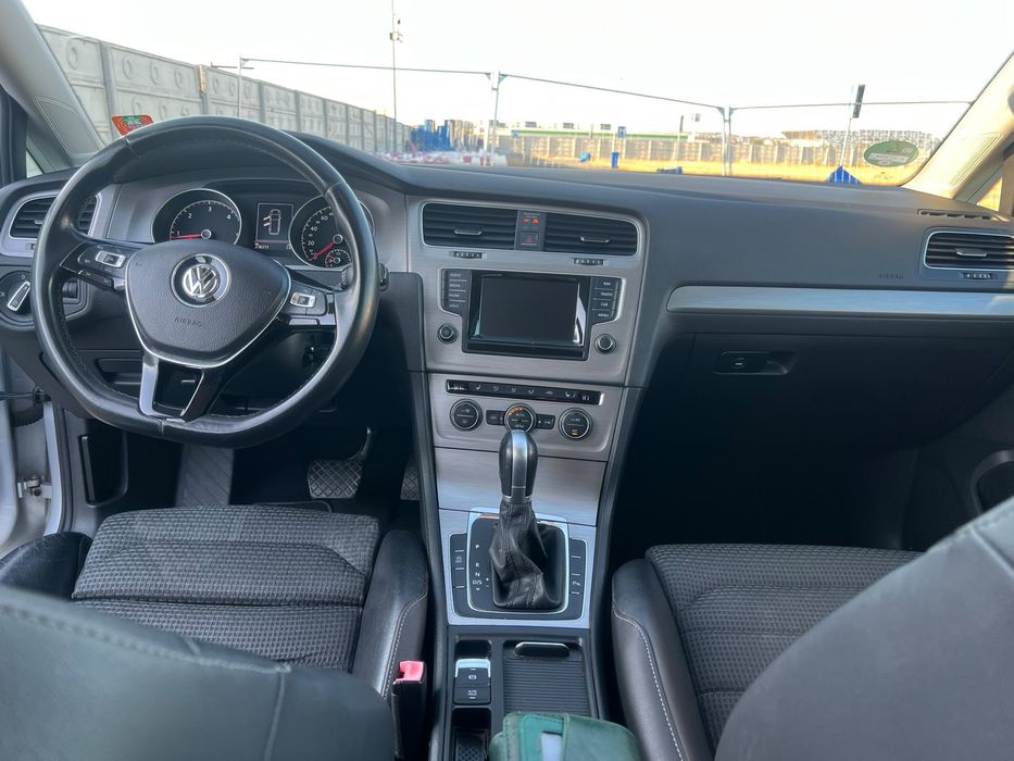 Volkswagen Golf 7 CASH / RATE