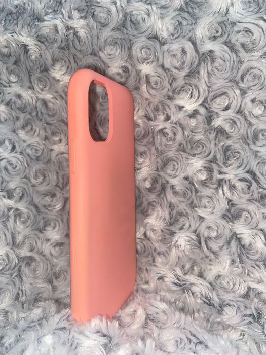 Калъфи за iPhone 11