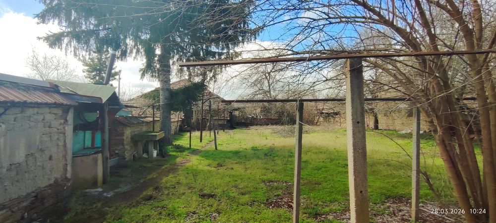 Продавам къща без посредник