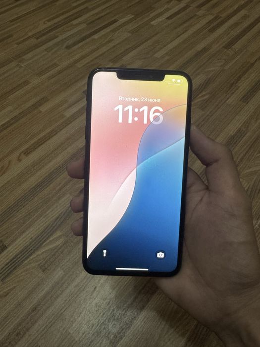 iPhone XS Max 64GB 76%