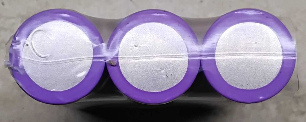 Зараждаща се батерия 18 650,3.7v,2000 mAh-3 бр.
