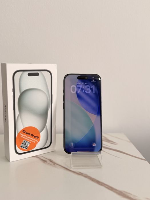 Iphone 15 black starw foarte buna liber de retea bateria 90%  fara defcte