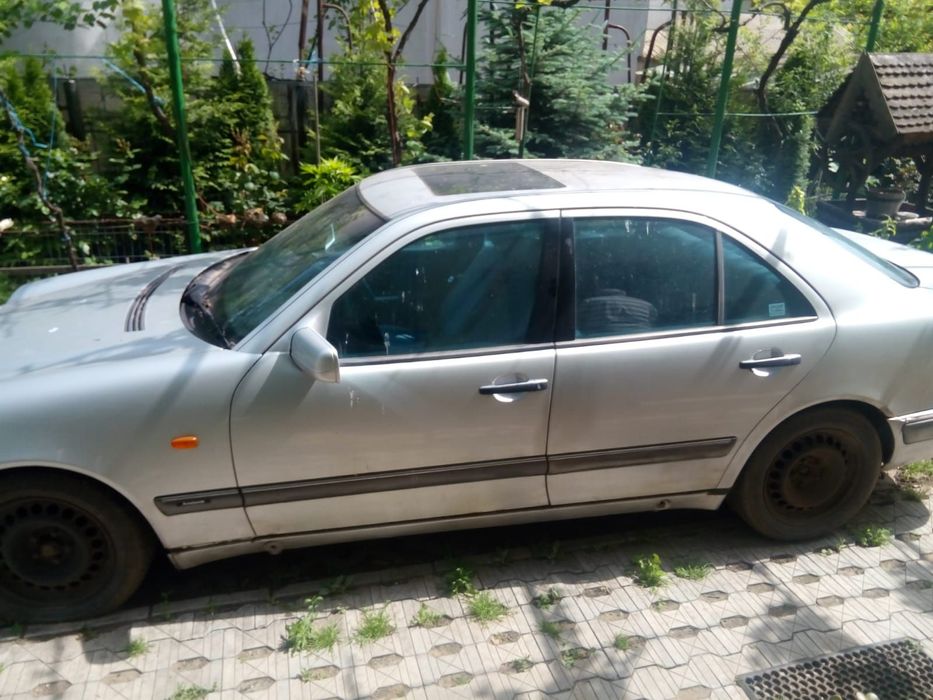 Dezmembrari  Mercedes-Benz E-CLASS (W210)  1995  > 2003 E 200 (210.03