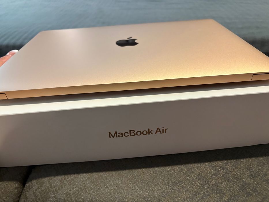 MacBook Air M1(2020)