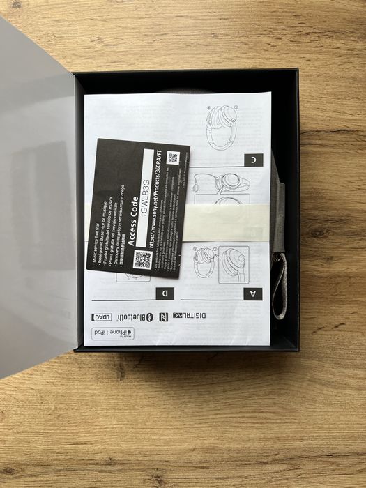 Продам Наушники Sony WH-1000XM4