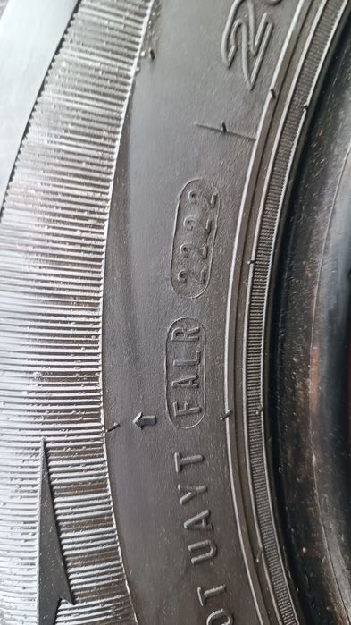 205/70/15 Roadstone Дот 2222