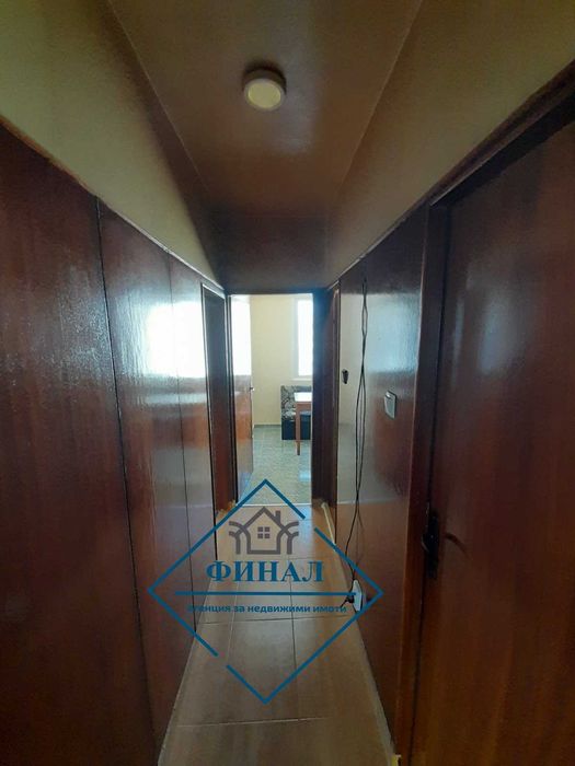 Продава се Тристаен апартамент в Шумен, Добруджански - 78 кв.м за 1079 €/кв.м - Снимка #3