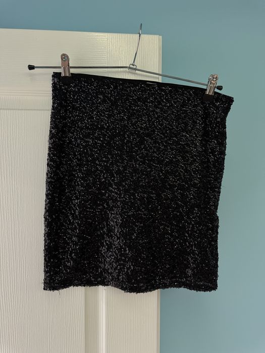 Чисто нова пола на H&M