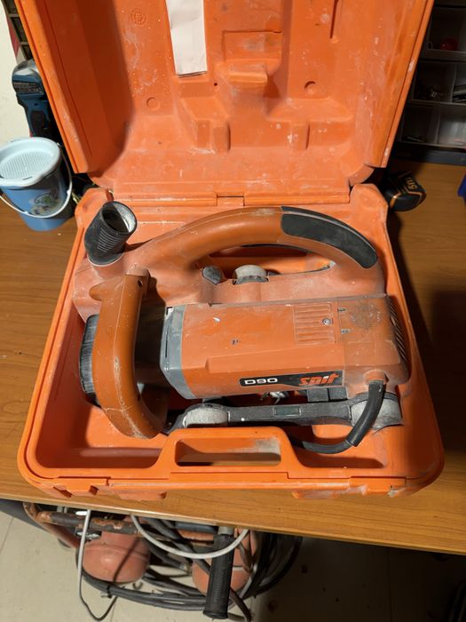 Spit d90 masina de canelat/slituit