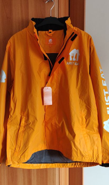 Geacă impermeabilă,nouă,Mar.L