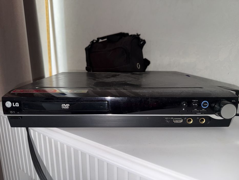 Продам Lg dvd video