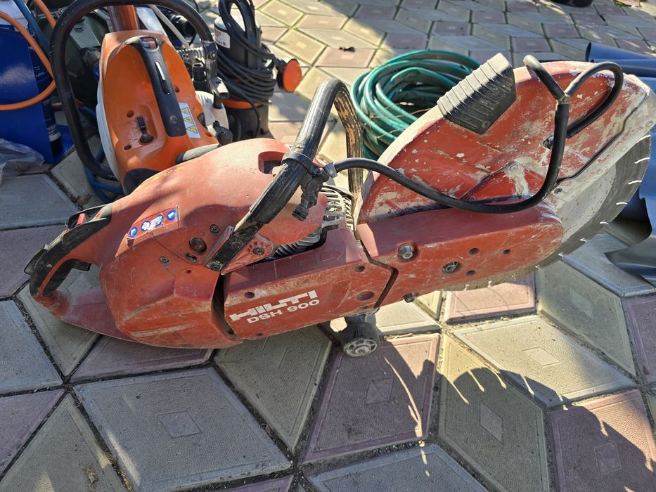 Vând Hilti DSH 900
