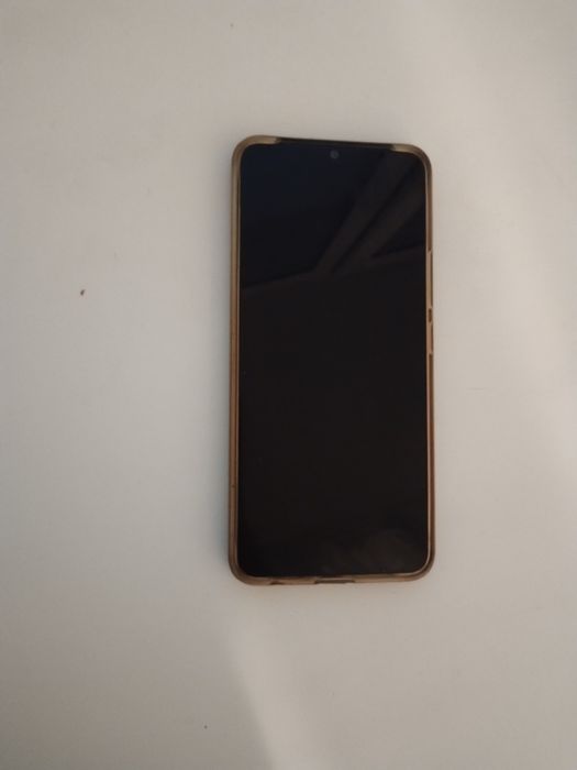 Продам телефон vivo Y01