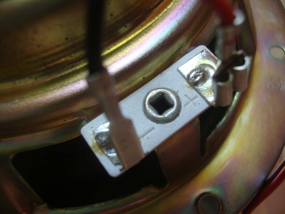 Продавам бас Panasonic