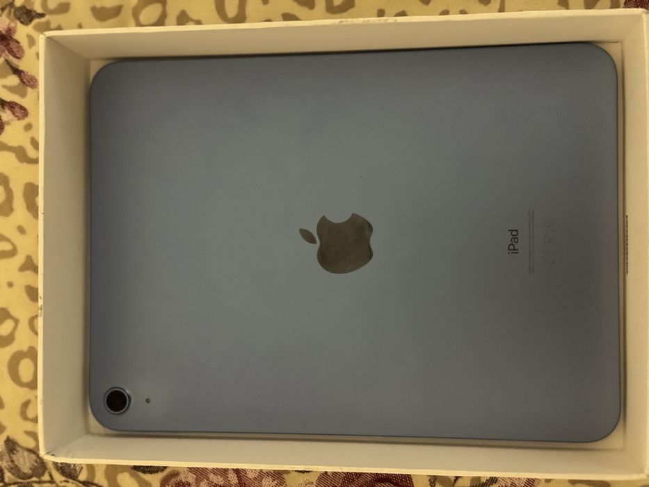 iPad 10 Generatia 10 64GB Wi-Fi Albastru Stare Impecabila. Pret negociabil