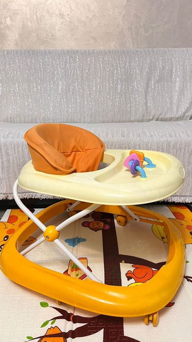Ходунок детский в отличном состоянии
